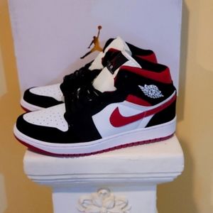 Jordan 1 Women's